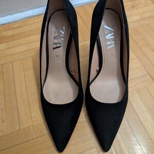 ZARA HIGH HEELS POINTED TOES